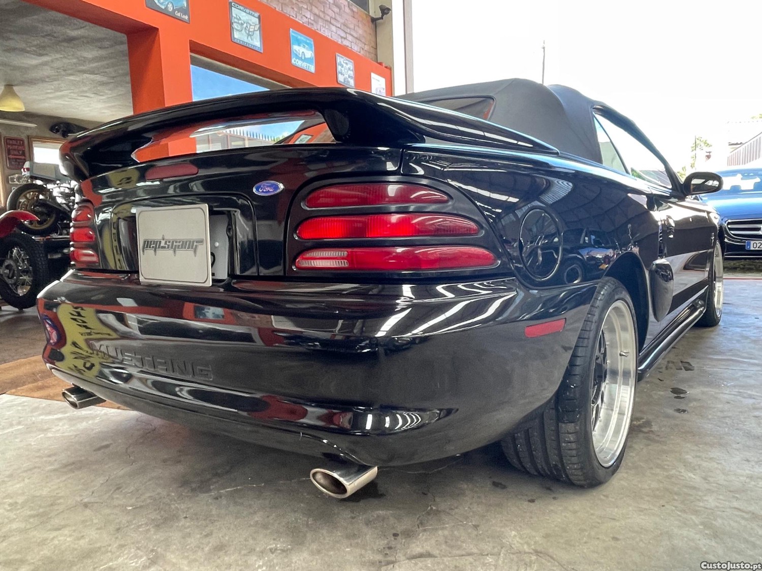 Ford Mustang V6 cabrio — photo 3