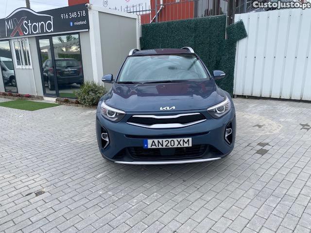 Kia Stonic 1.0 T-GDI 100 Cv — fotografia 10