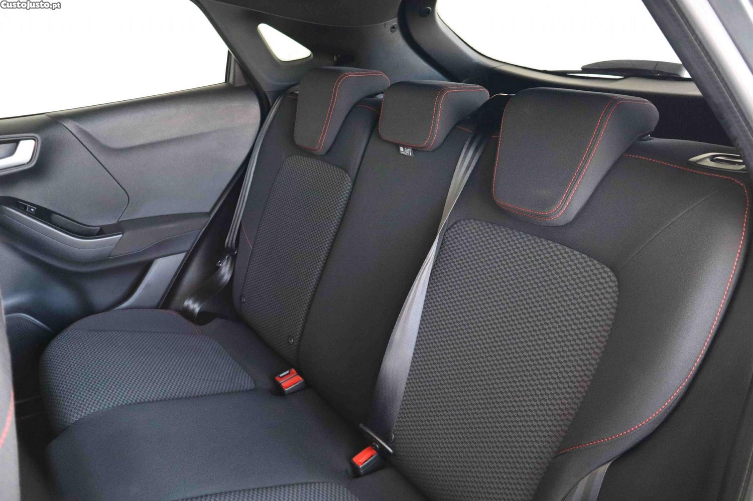 Ford Puma 1.0 EcoBoost MHEV ST-Line — fotografia 14