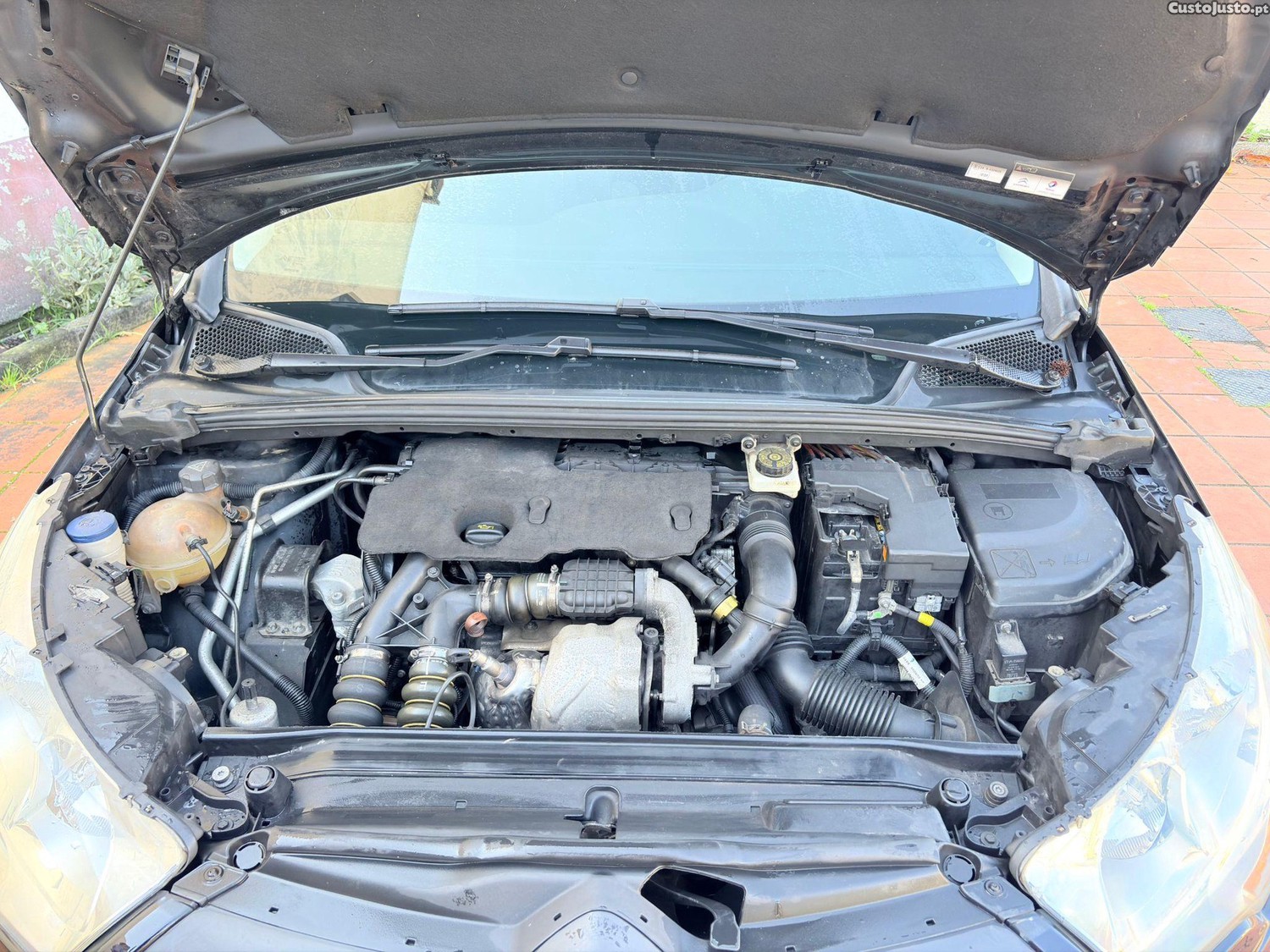 Citroën C4 1.6 hdi — fotografia 7