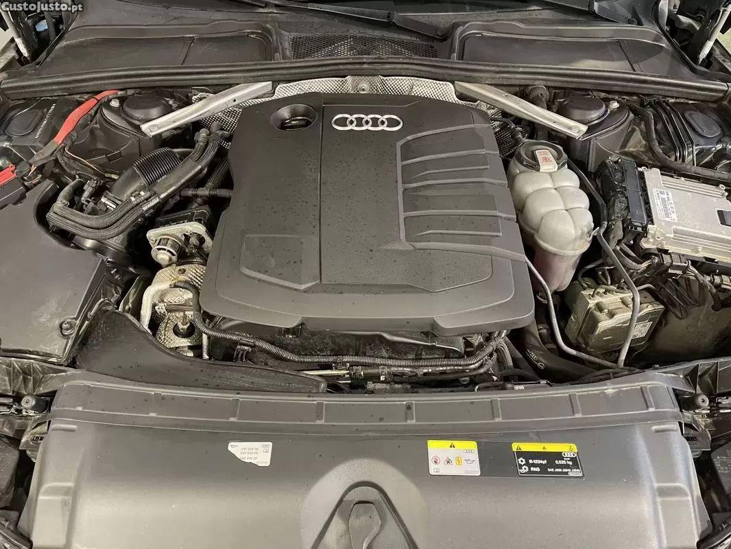 Audi A4 30 tdi advanced s tronic — fotografia 2