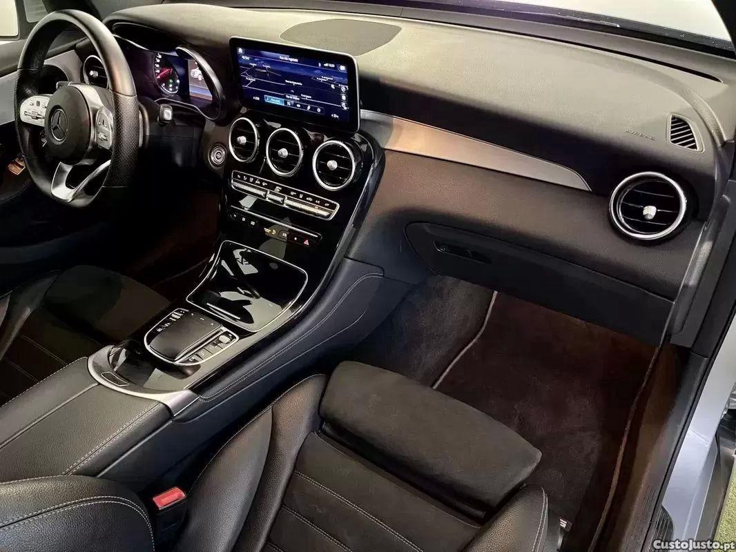 Mercedes-Benz GLC 300 E coupé 4matic — fotografia 18
