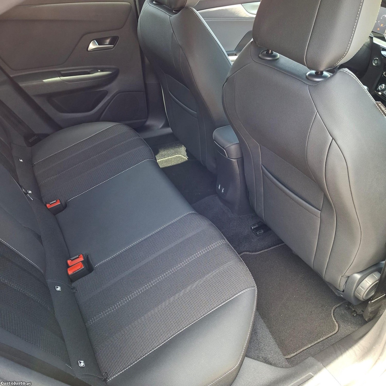 Opel Mokka 1.2 T Elegance — fotografia 2