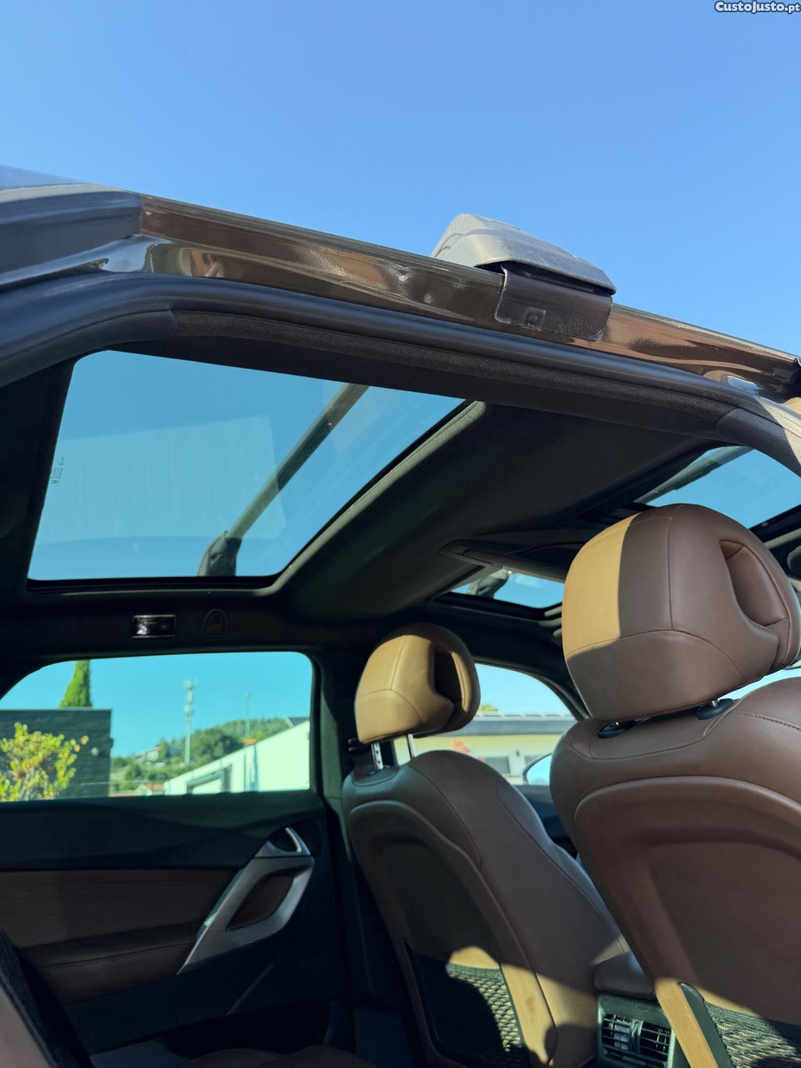 Citroën DS5 2.0 HDi Hybrid4 Sport Chic 200cv — fotografia 3