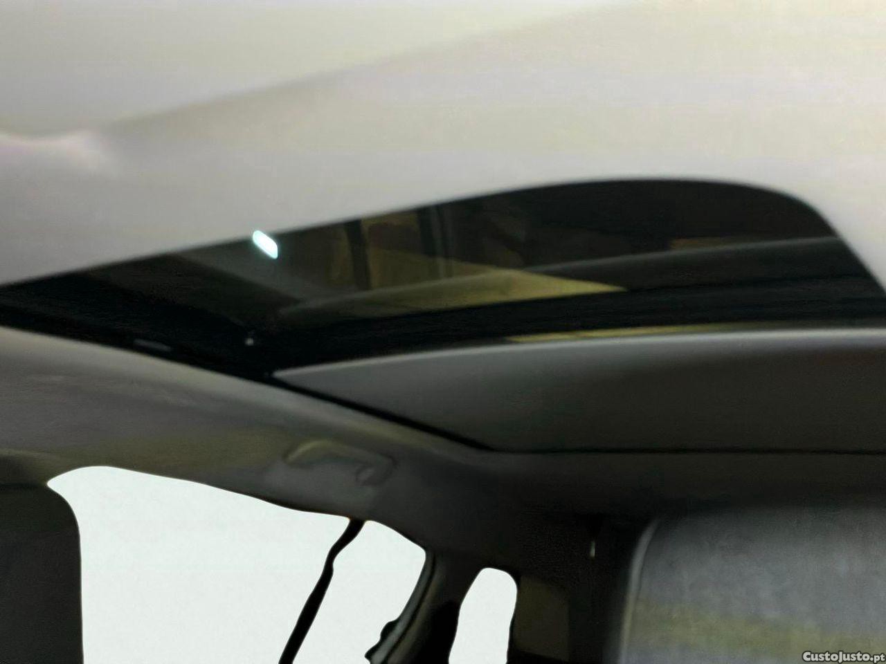 Citroën C5 Aircross 1.6 Hybrid Shine e-EAT8 — fotografia 4