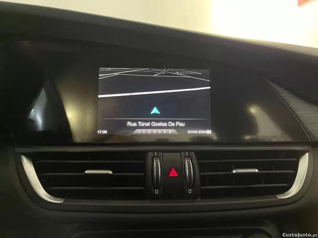 Alfa Romeo Giulia 2.2 d — fotografia 15