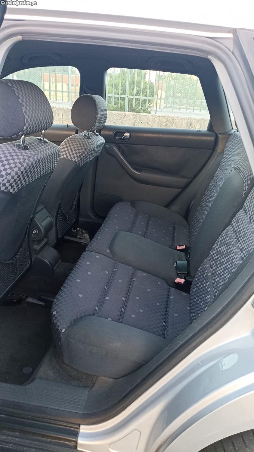 Audi A3 1.9tdi — fotografia 3