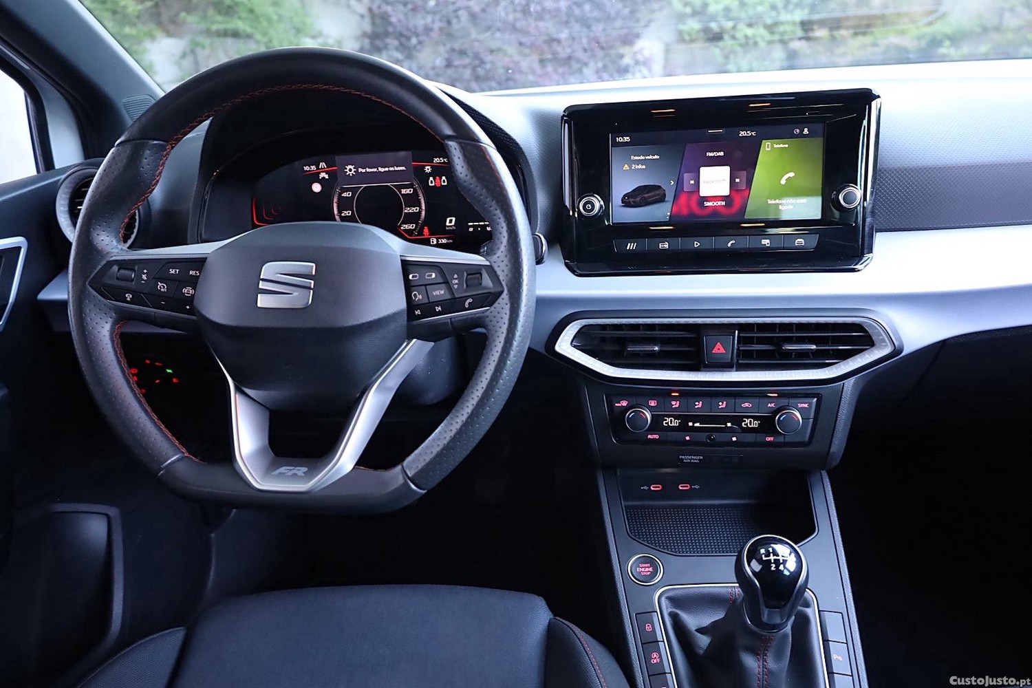 SEAT Ibiza 1.0 TSi FR — fotografia 12