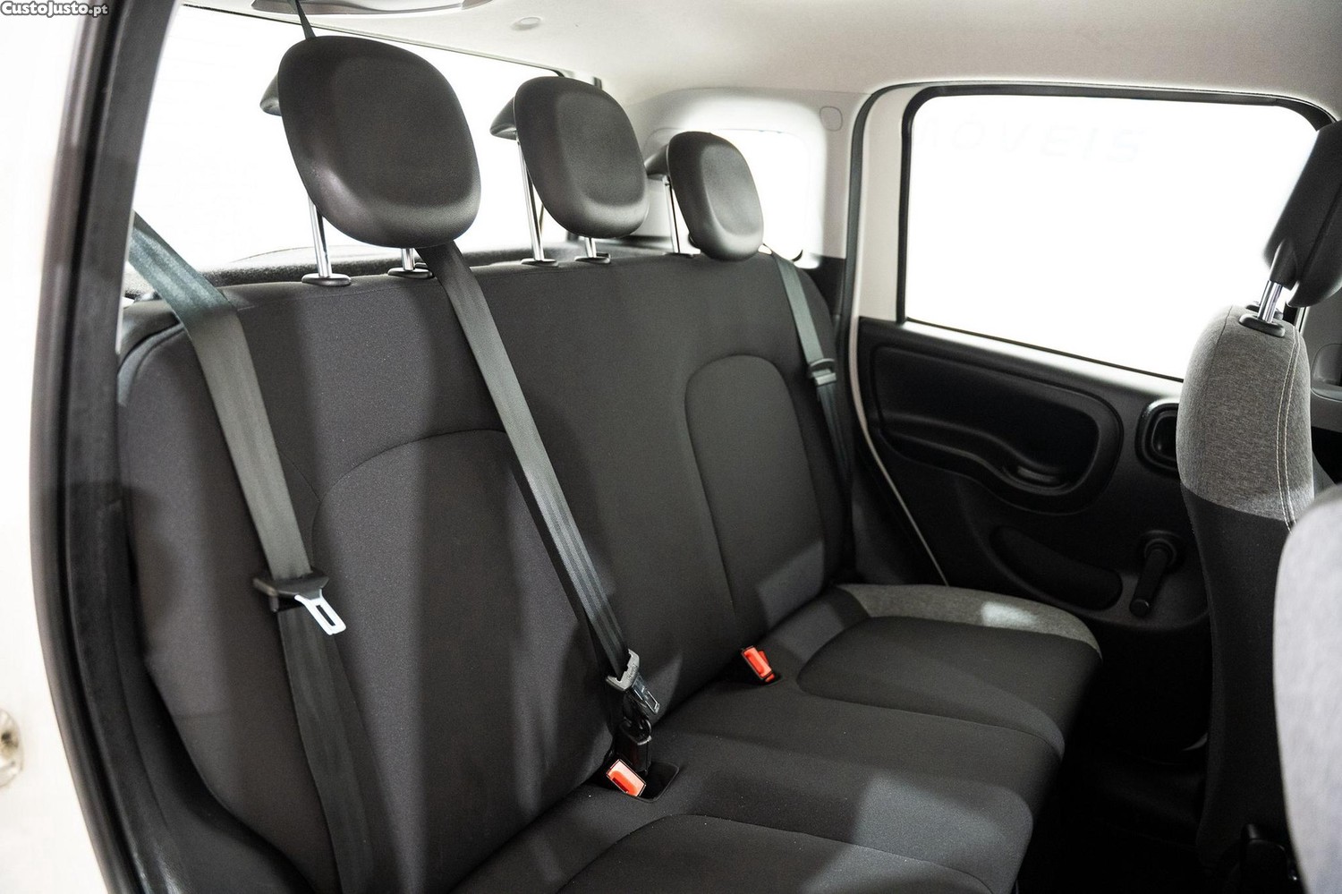 Fiat Panda 1.0 Hybrid City Life — fotografia 2