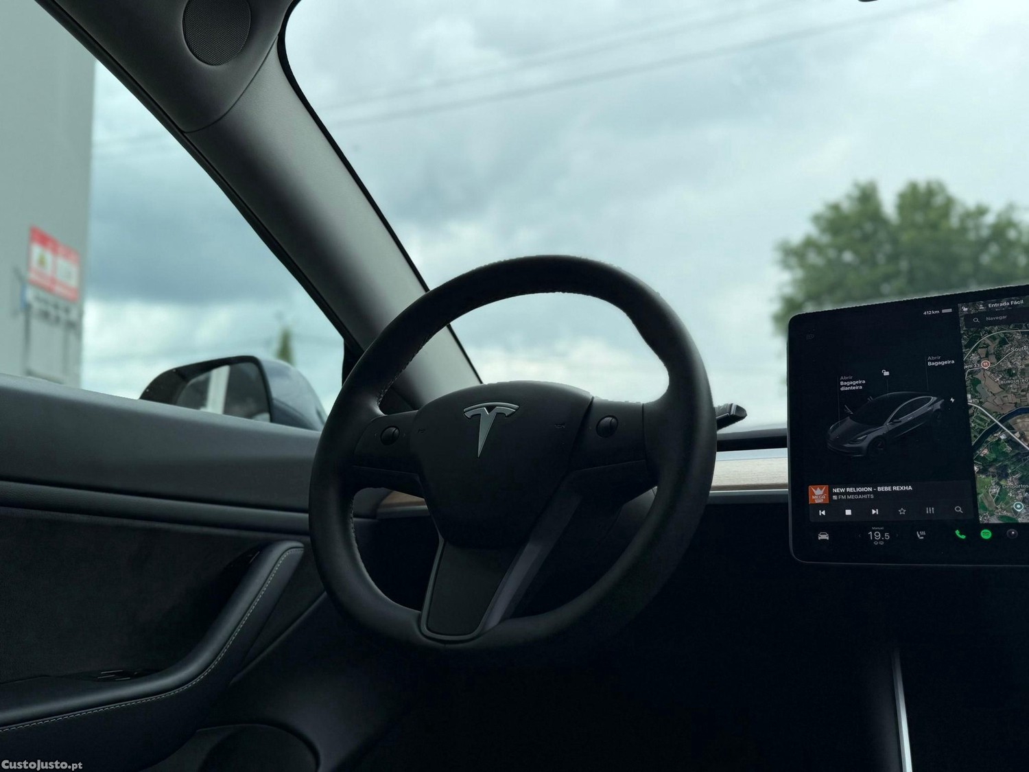 Tesla Model 3 Long-Range Dual Motor AWD — fotografia 9