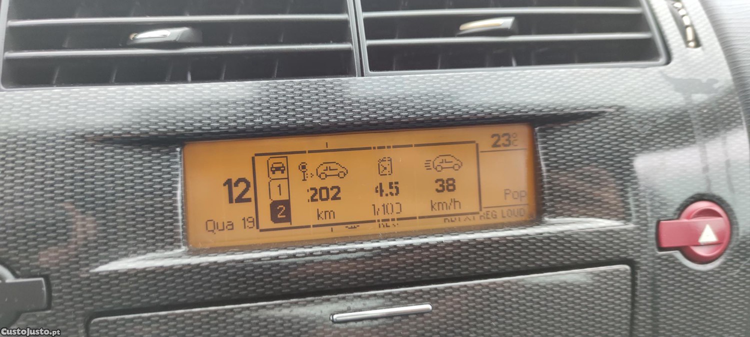 Citroën C4 1.6 HDI — fotografia 4