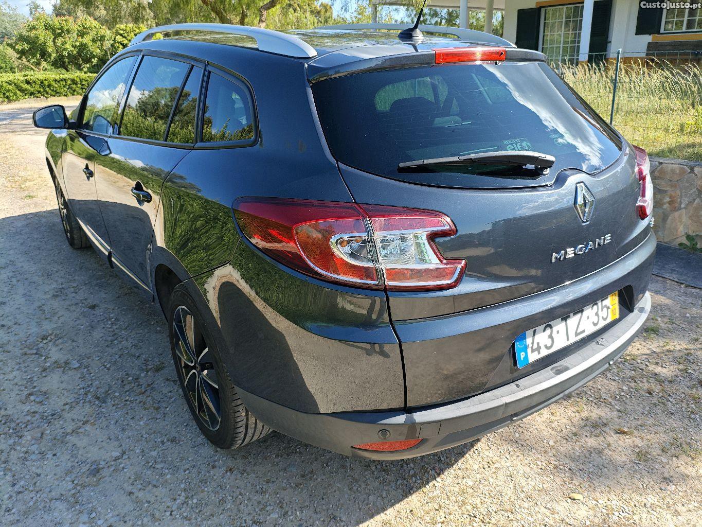 Renault Mégane Bose 1.6DCI - 13 — photo 3