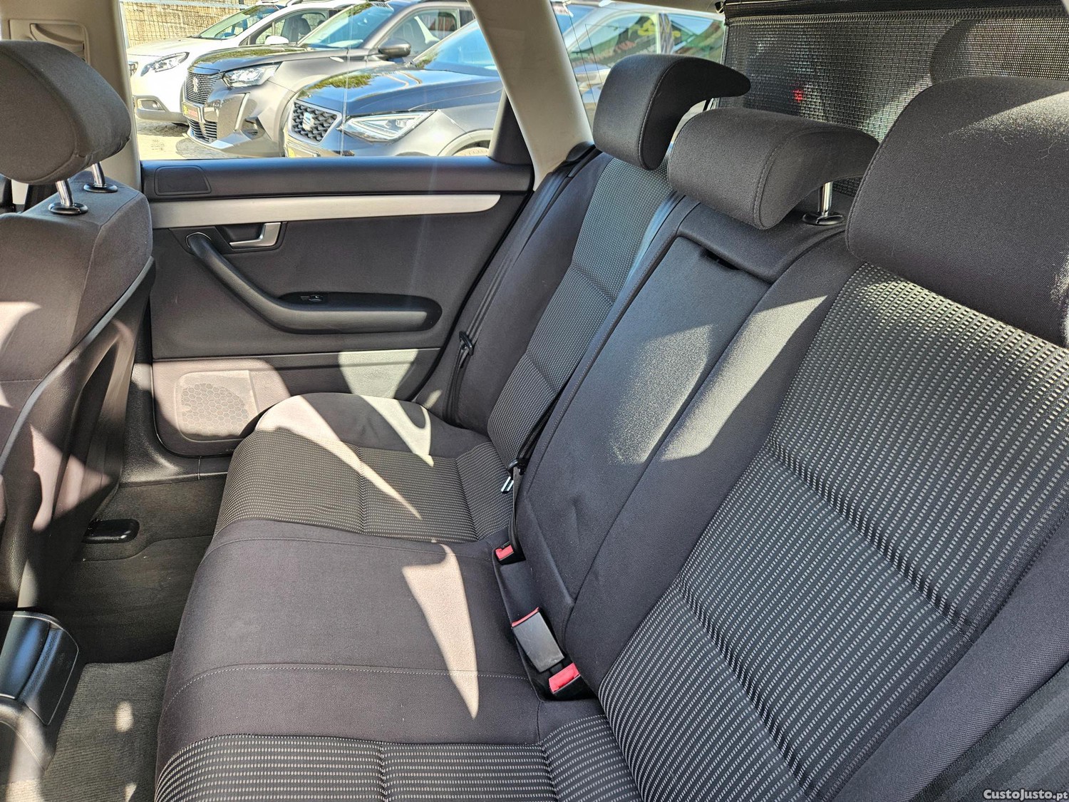Audi A4 AVANT 2.0 TDI 140CV — fotografia 6