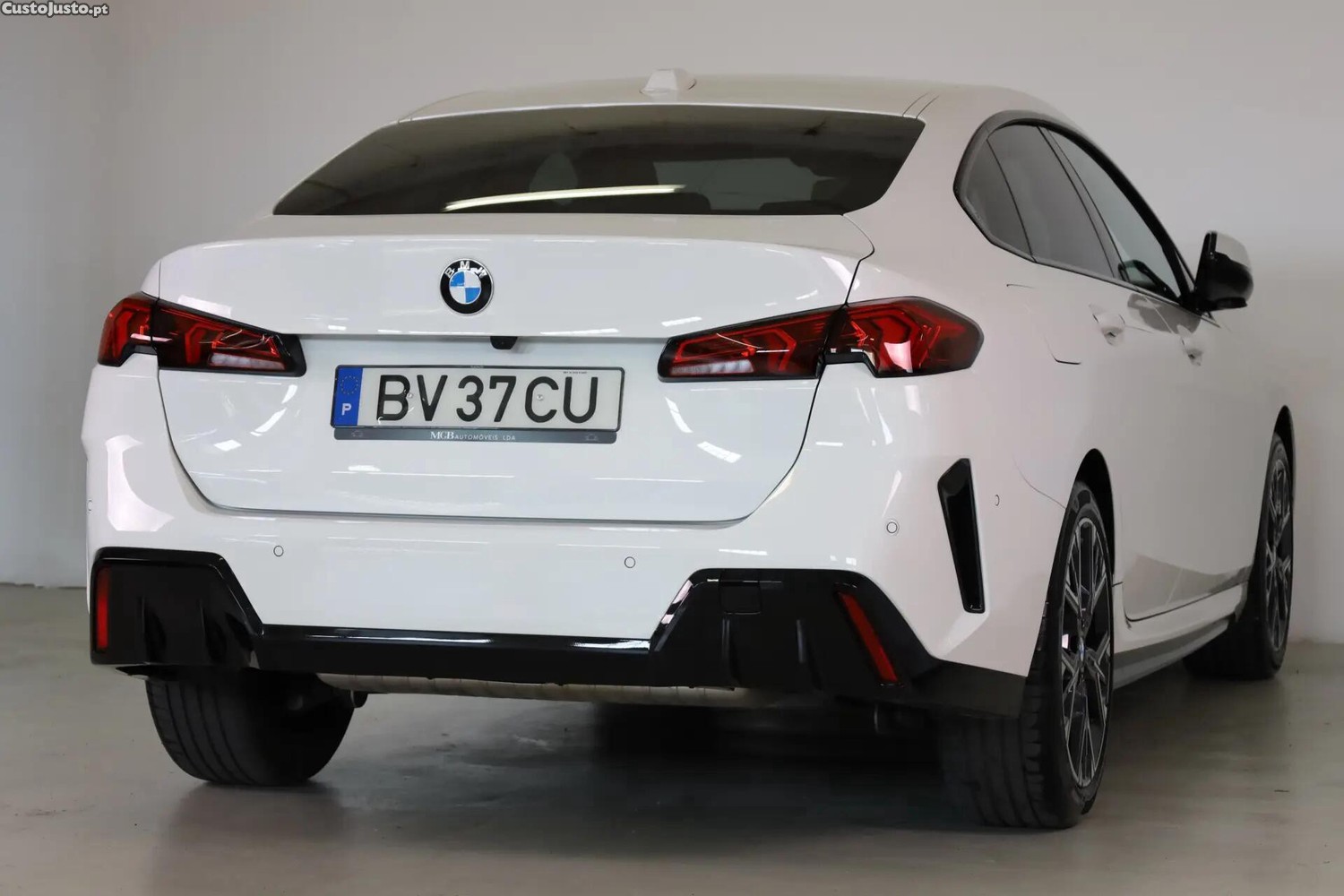 BMW 216 Pack Desportivo M Pro — fotografia 4
