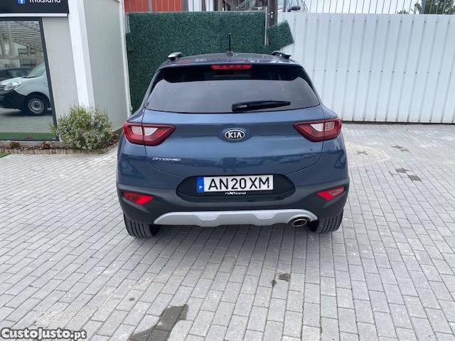 Kia Stonic 1.0 T-GDI 100 Cv — fotografia 9
