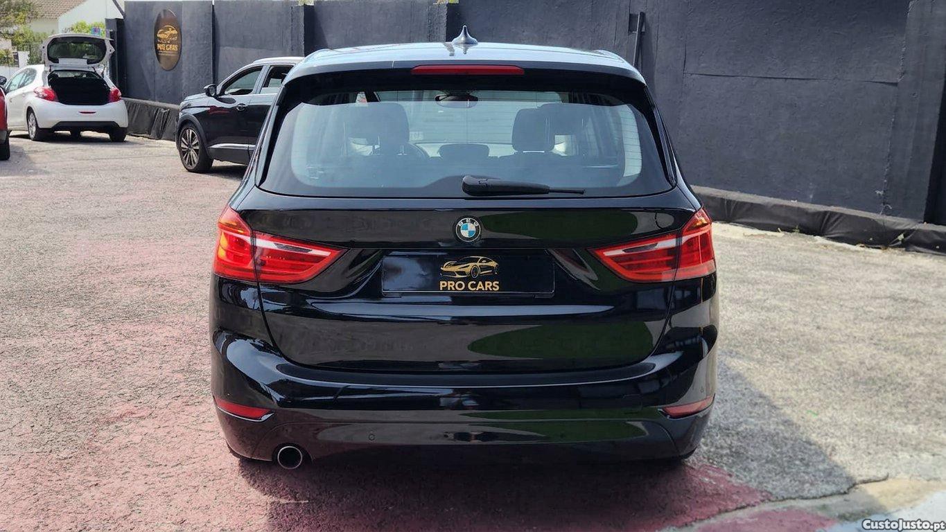 BMW 218 Gran Tourer 5 Lugares — fotografia 8