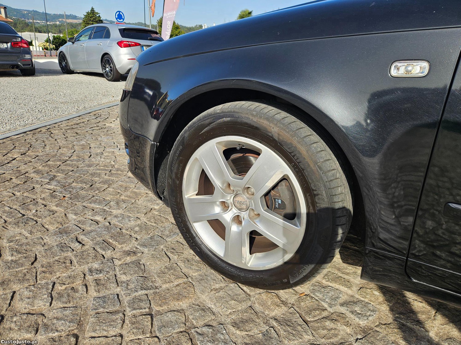 Audi A4 AVANT 2.0 TDI 140CV — fotografia 16