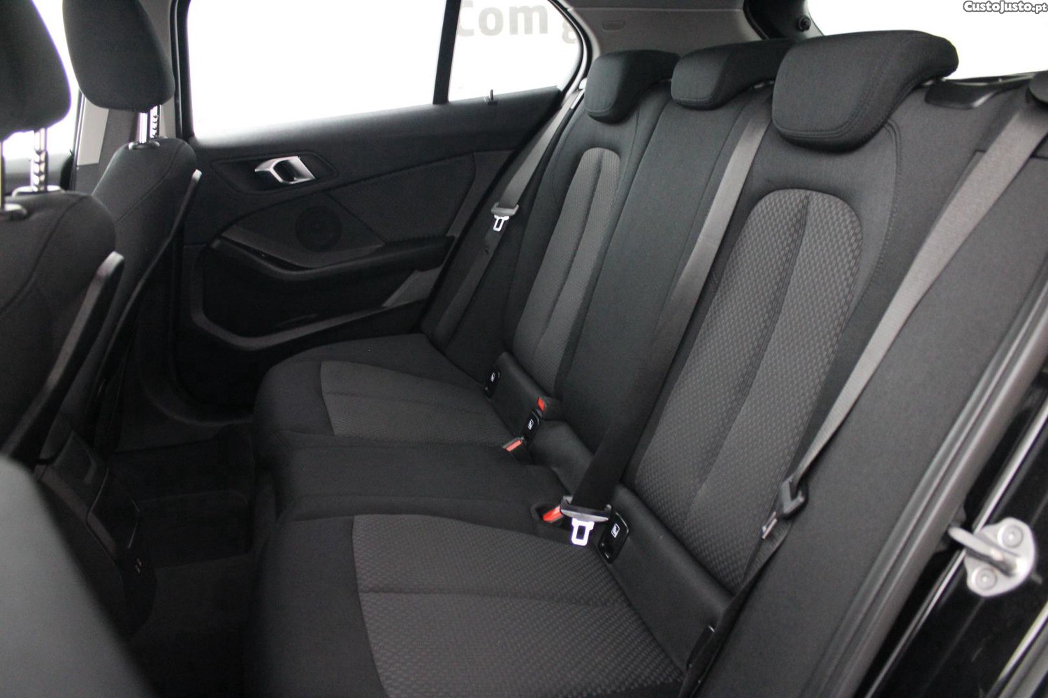 BMW 116 D CORPORATE EDITION (AUTO) — fotografia 5