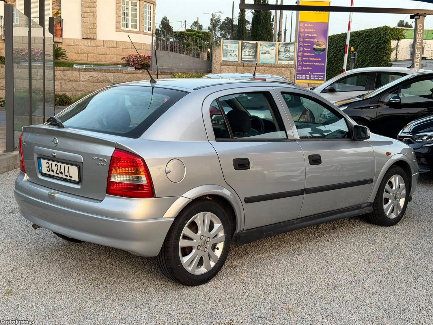 Opel Astra 1.4 EcoTec Club — fotografia 14