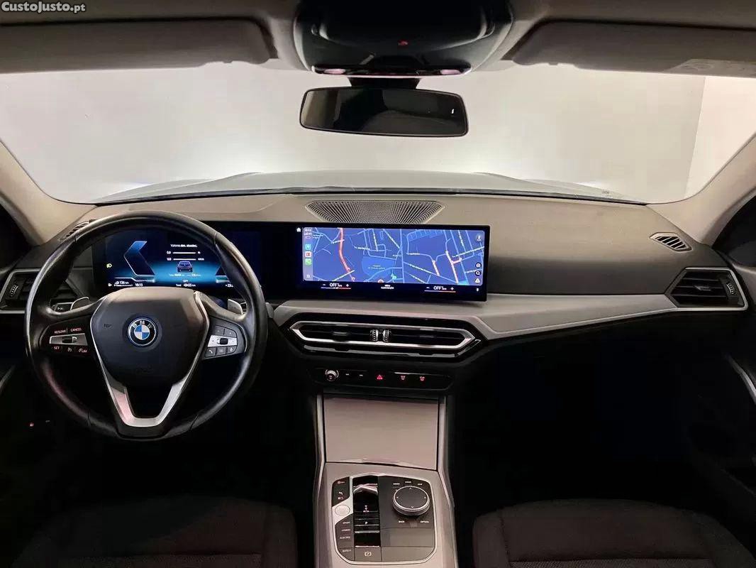 BMW 320 E auto - 24 foto 3