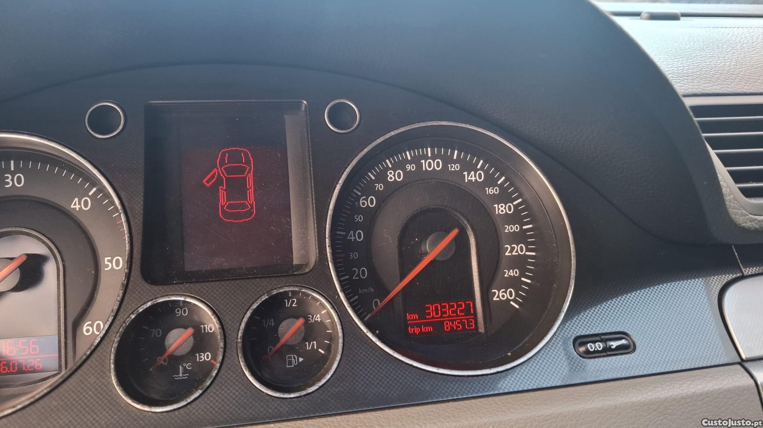 Volkswagen Passat 2.0 TDi Confortline — fotografia 5