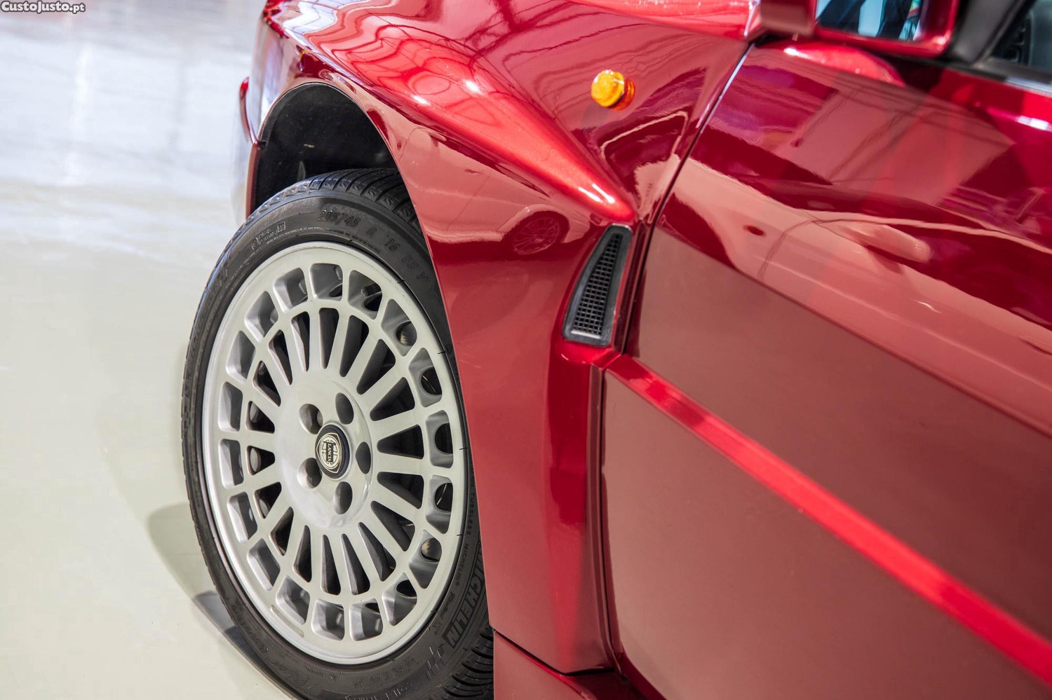 Lancia Delta HF Integrale EVO II 'Dealer's Collection' — fotografia 14