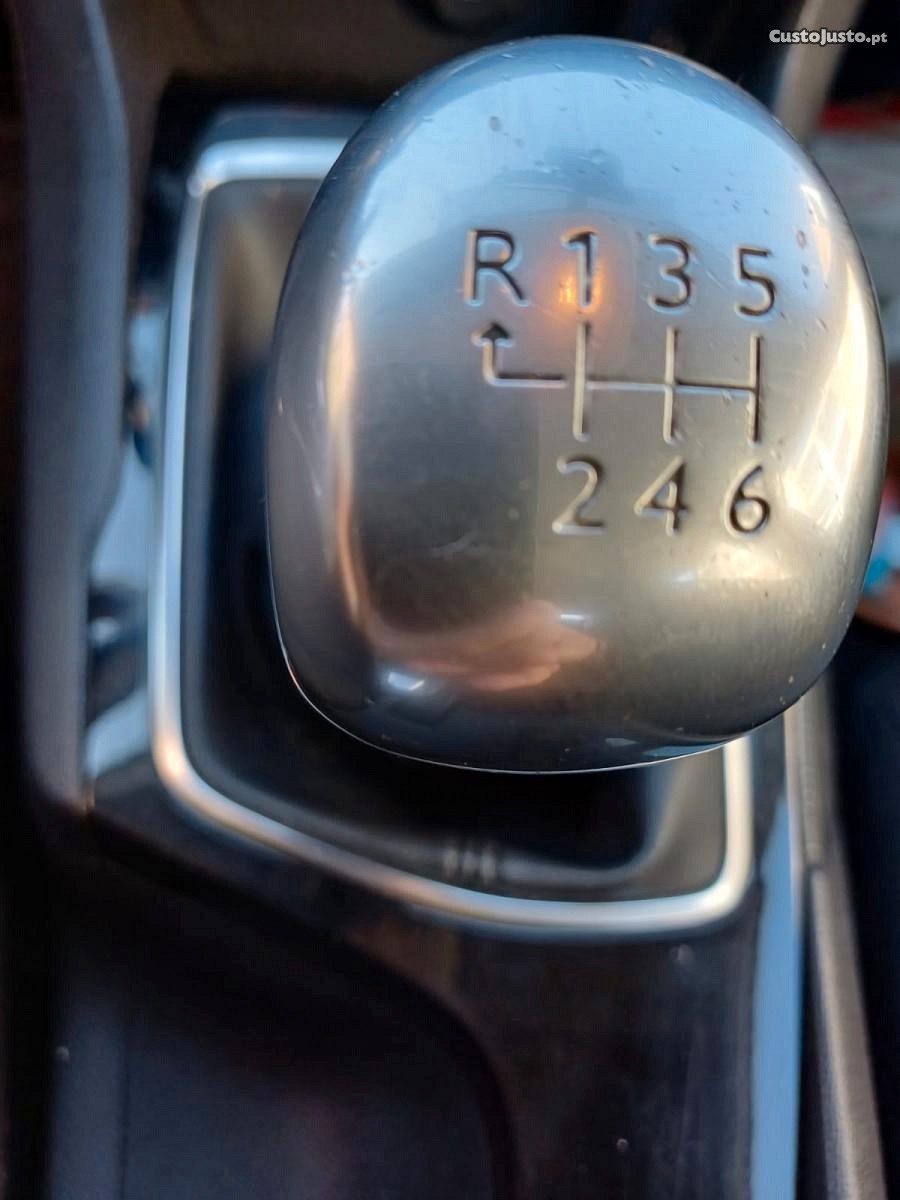 Peugeot 308 SW 1.6 BLUEHDI — fotografia 5