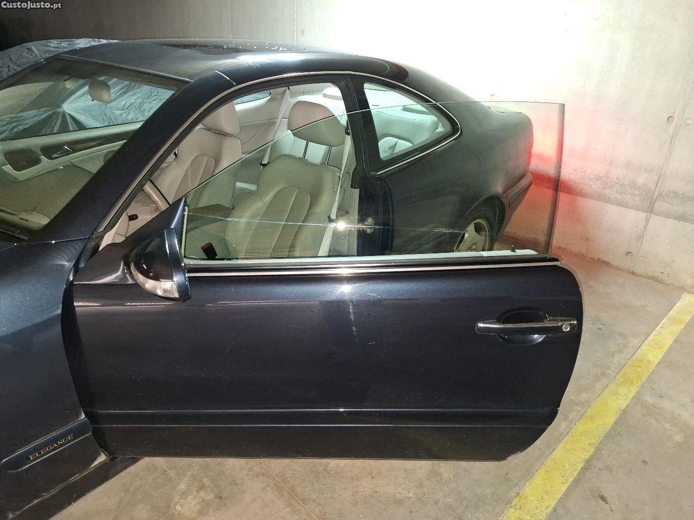 Mercedes-Benz Classe CLK Elegance — fotografia 10