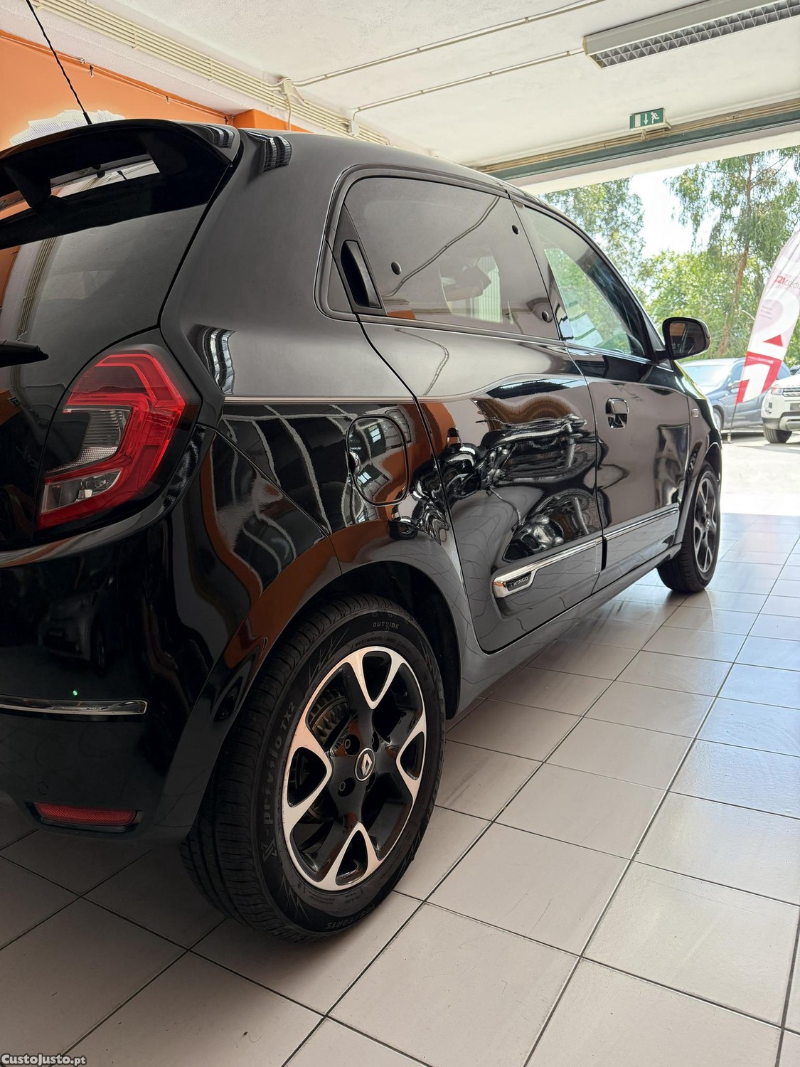 Renault Twingo 1.0 — fotografia 9