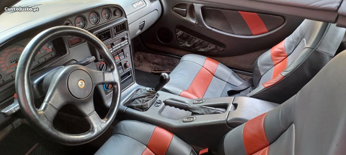 Lotus Elan SE M100 turbo com Certificado de clássico — fotografia 3
