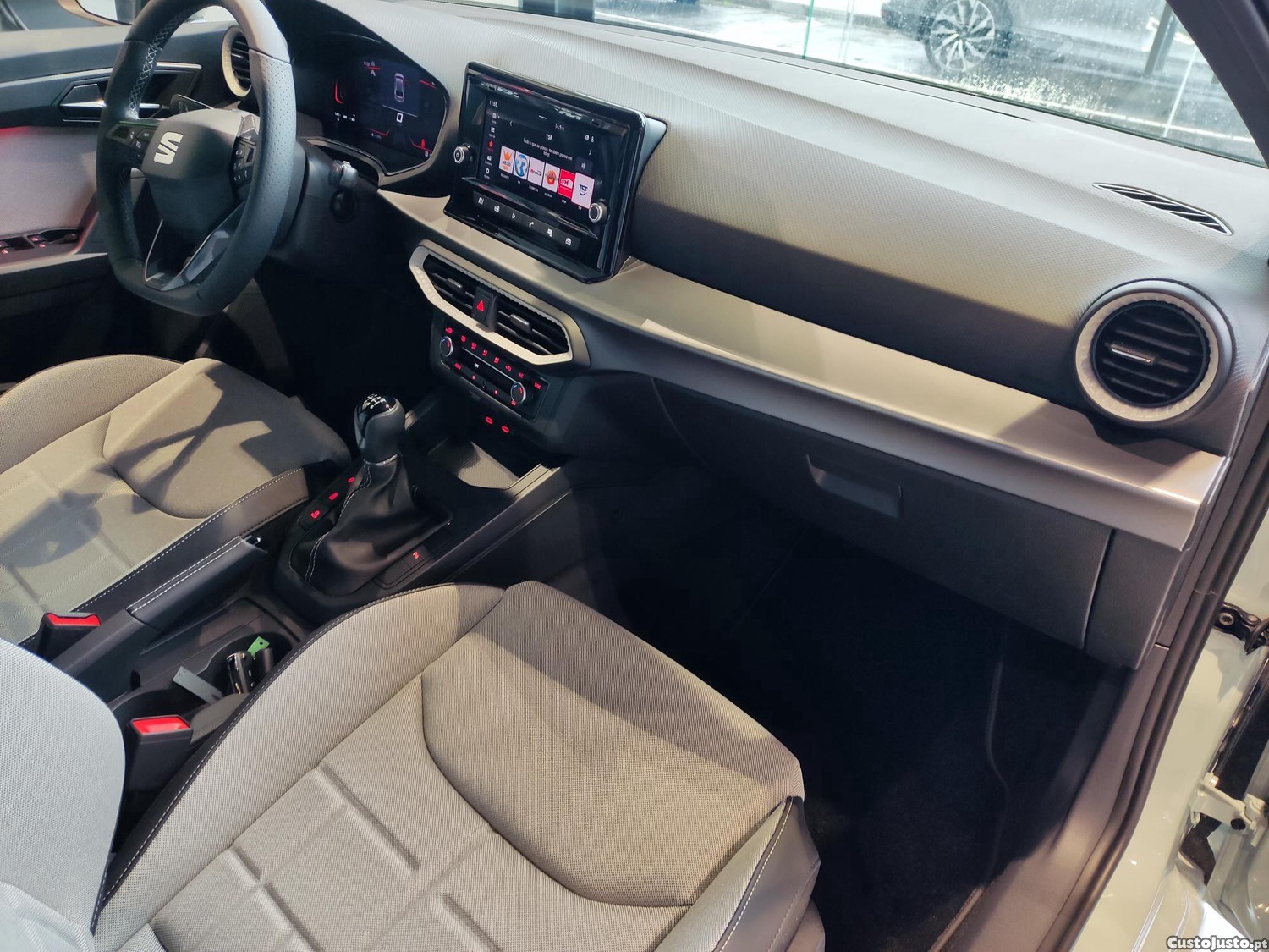 SEAT Ibiza FR 115 CV Modelo novo - Cinzento oniric — fotografia 5