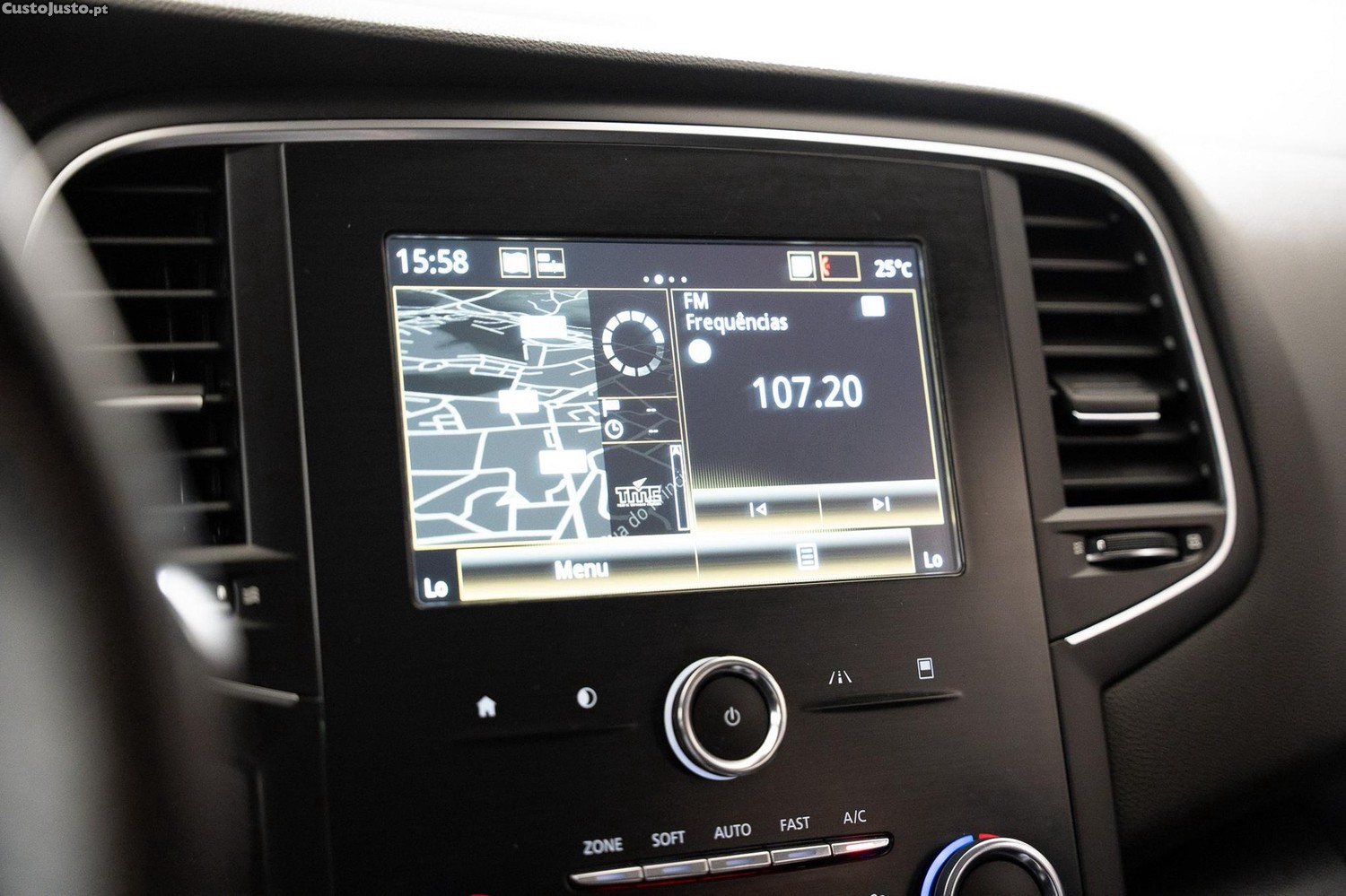 Renault Mégane 1.5 Blue dCi GT Line EDC — fotografia 10