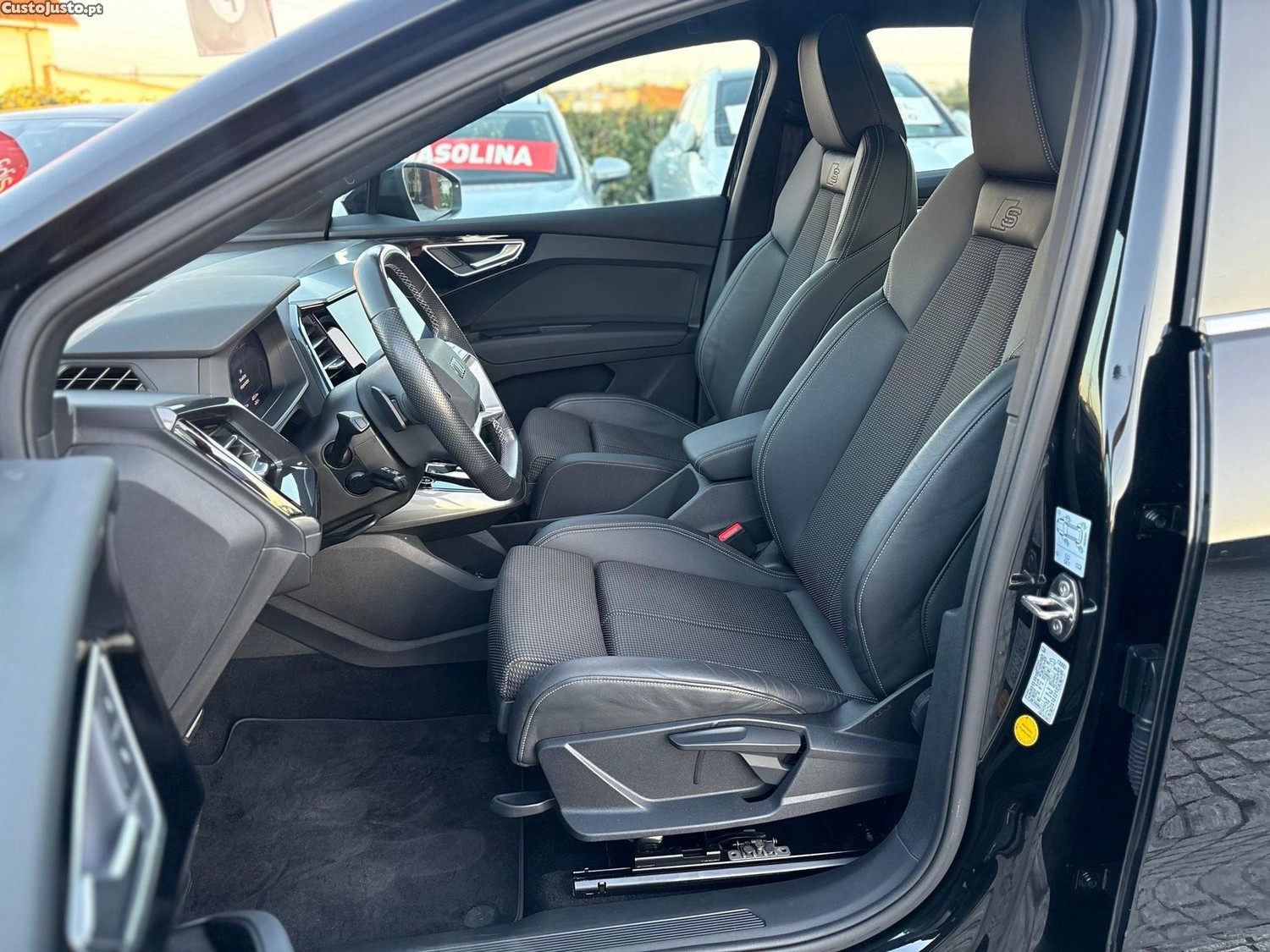 Audi Q4 Sportback e-tron 40 82 kWH — fotografia 7