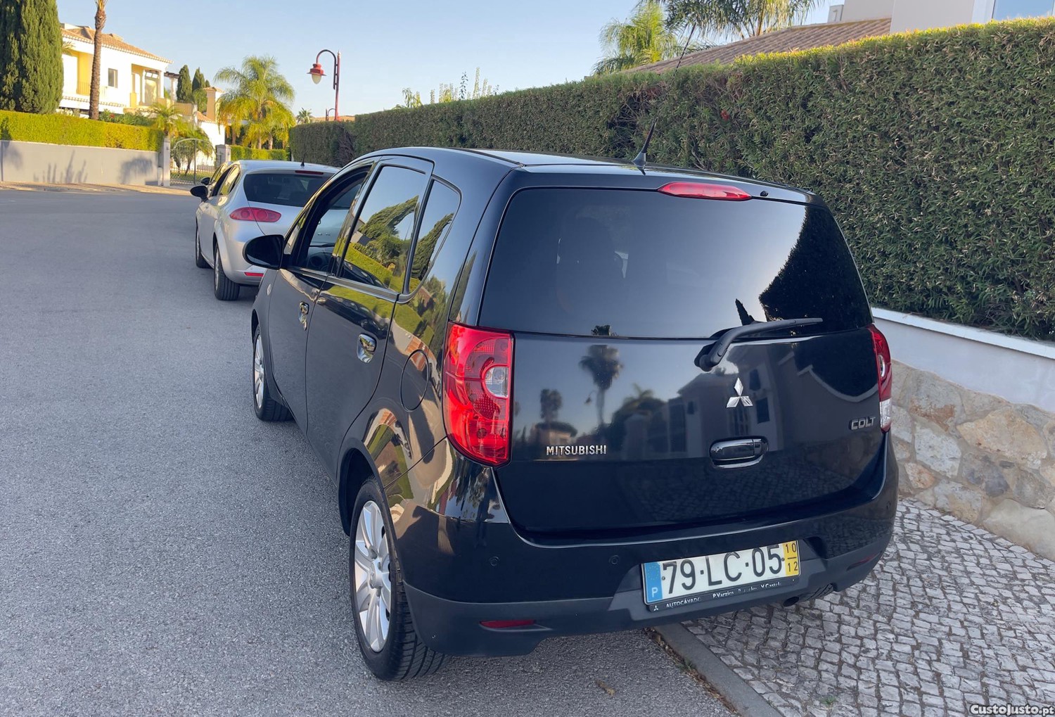 Mitsubishi Colt Automático — fotografia 7