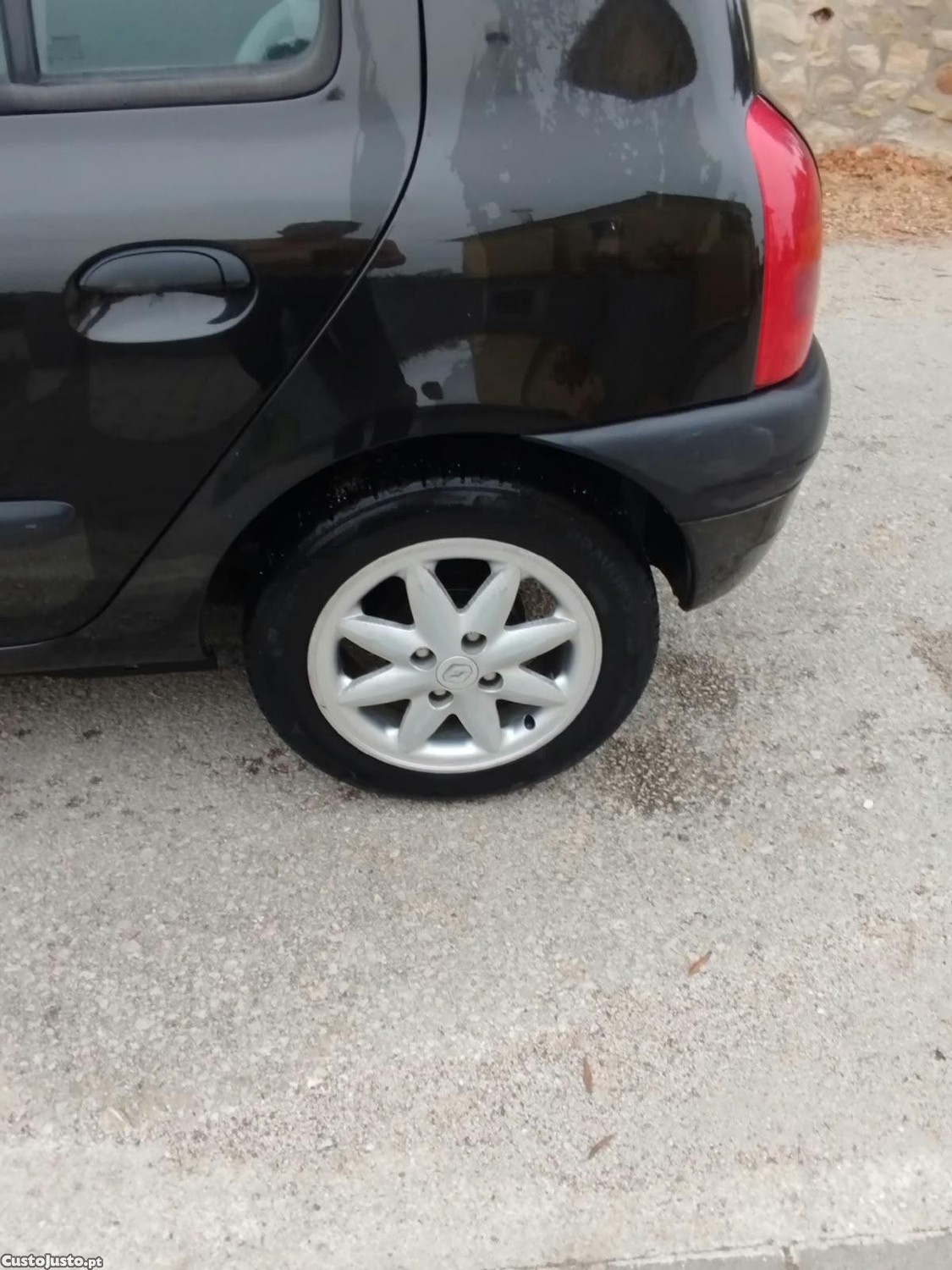 Renault Clio RT 1900 D 5 LUG. — fotografia 6