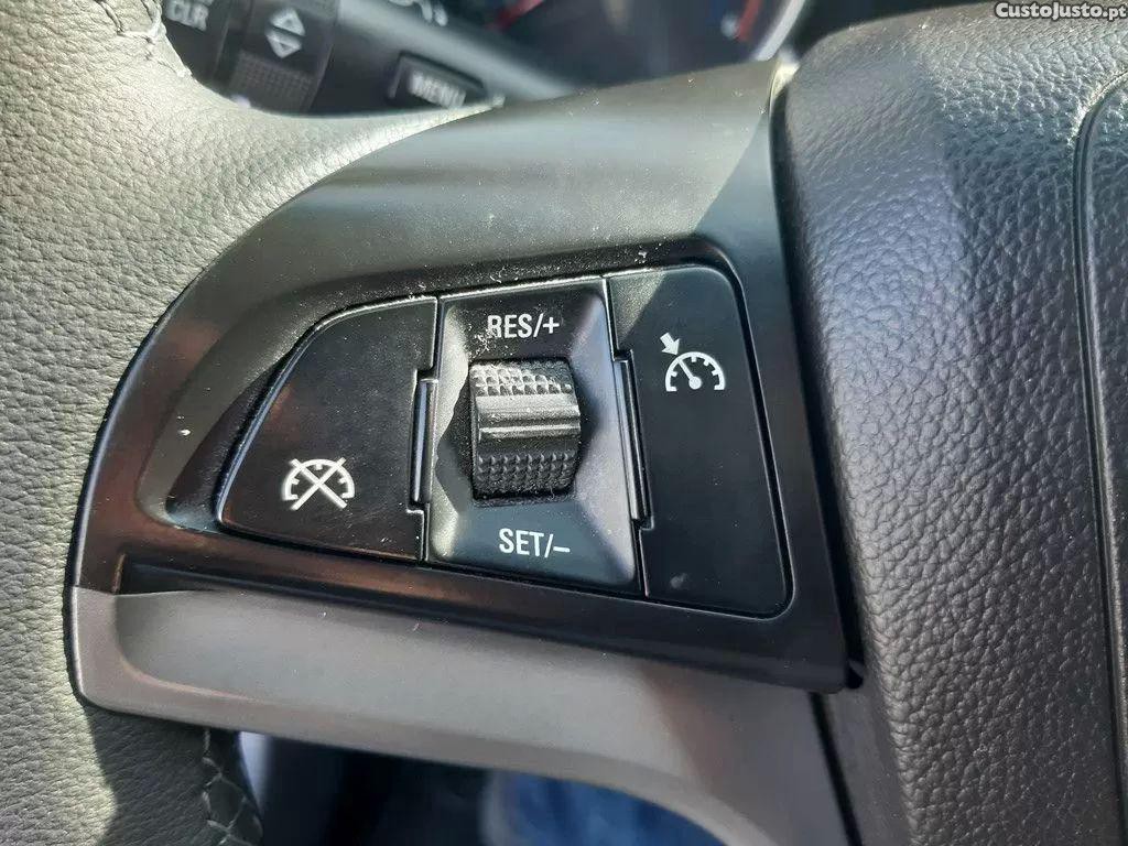 Chevrolet Cruze 1.7 vcdi ltz — fotografia 11
