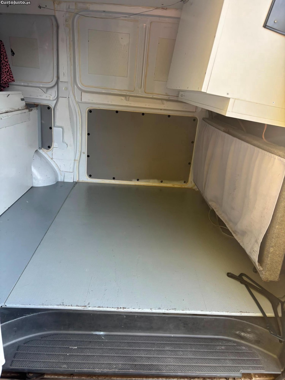 Mercedes-Benz Vito 113 — fotografia 5