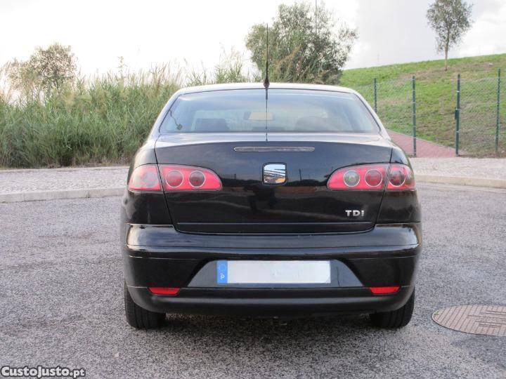 Seat Cordoba 1.4 TDi Reference, AC Automático, 143.000 Km - 08 — photo 3
