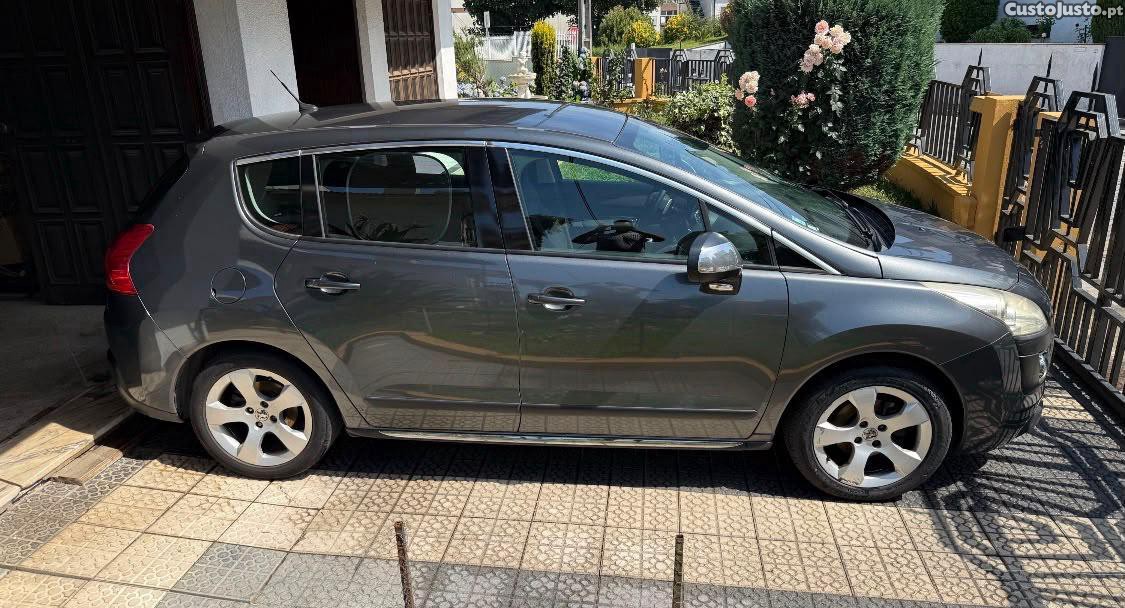 Peugeot 3008 SUV — fotografia 2