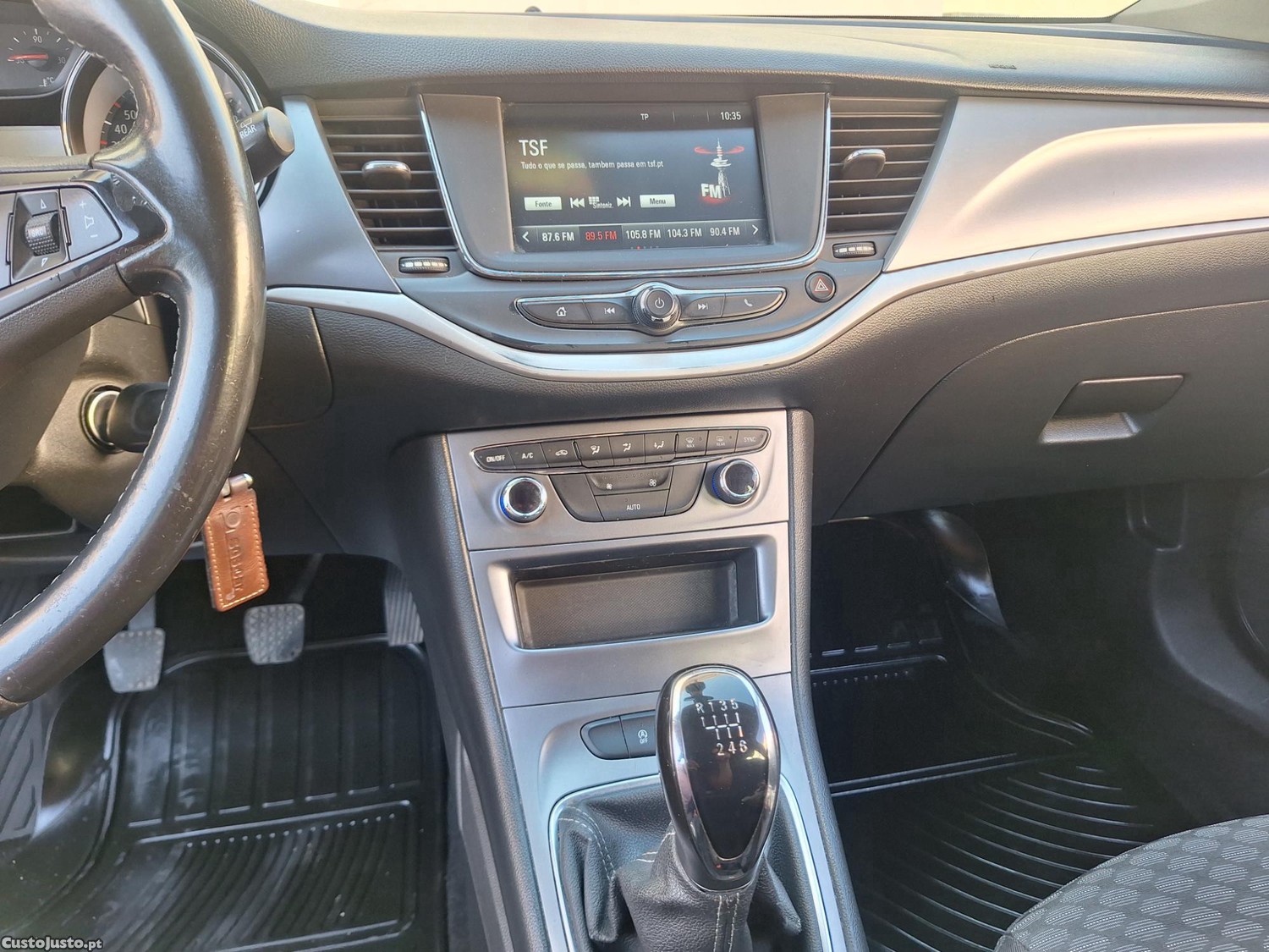 Opel Astra 1.6 CDTI Business — fotografia 3
