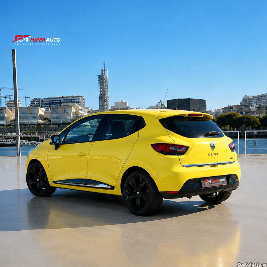 Renault Clio 1.5 dCi Confort — fotografia 11