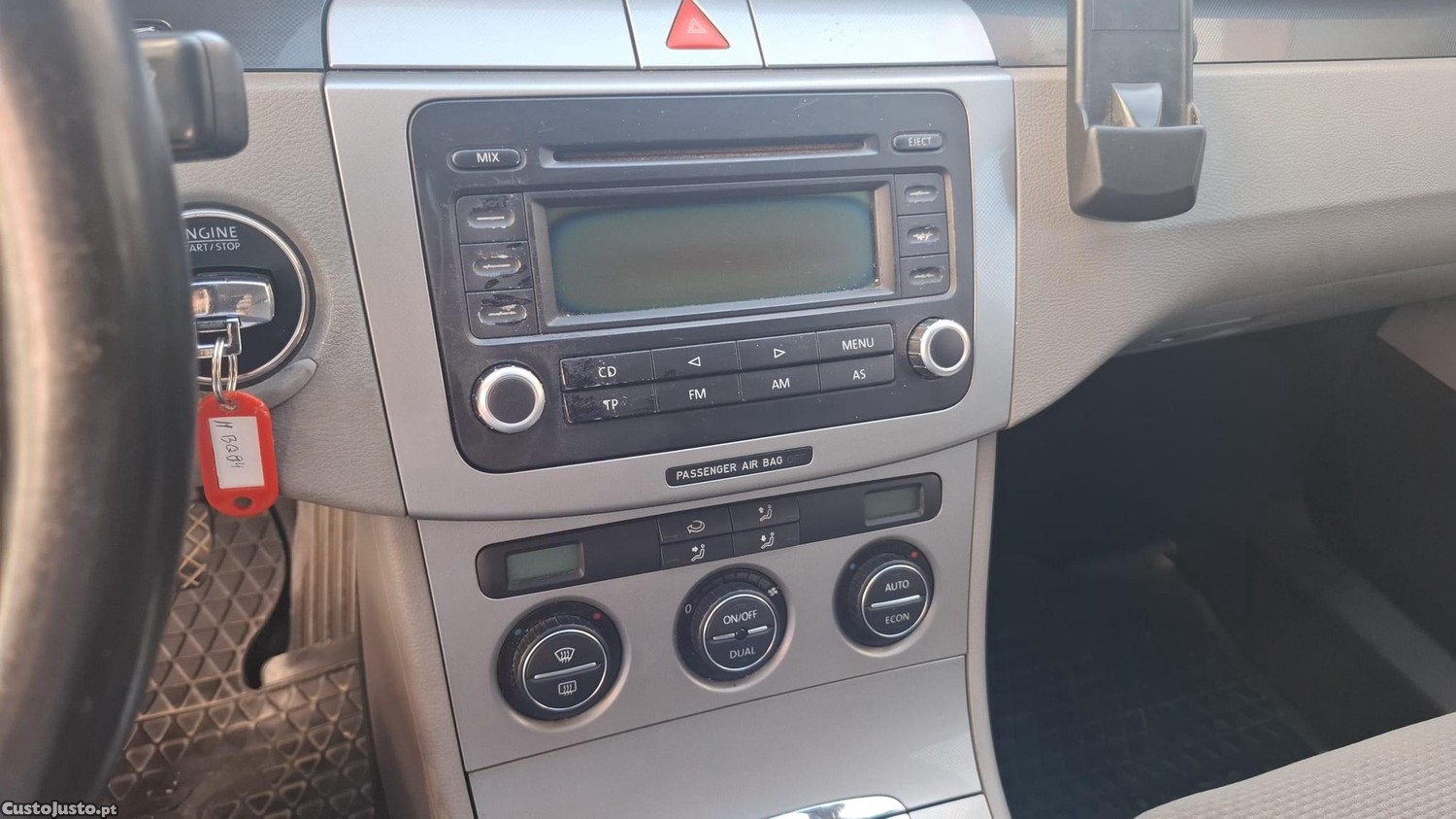 Volkswagen Passat 2.0 TDi Confortline — fotografia 3