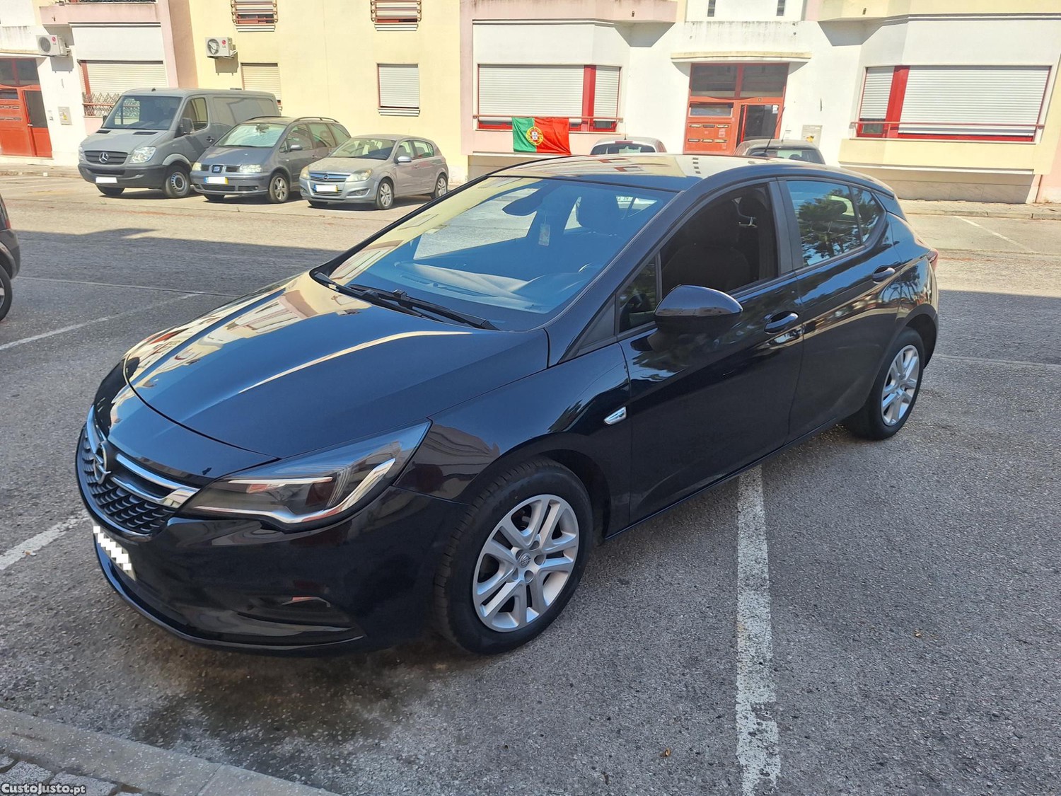Opel Astra 1.6 CDTI Business — fotografia 10