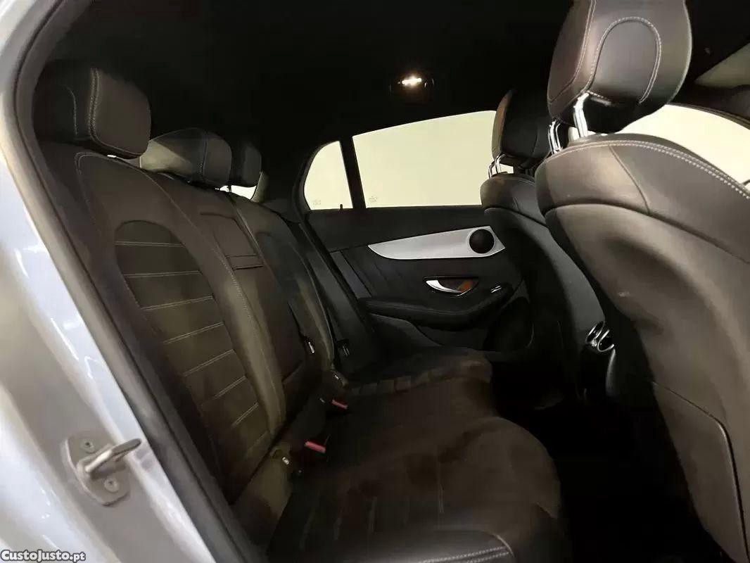 Mercedes-Benz GLC 300 E coupé 4matic — fotografia 16