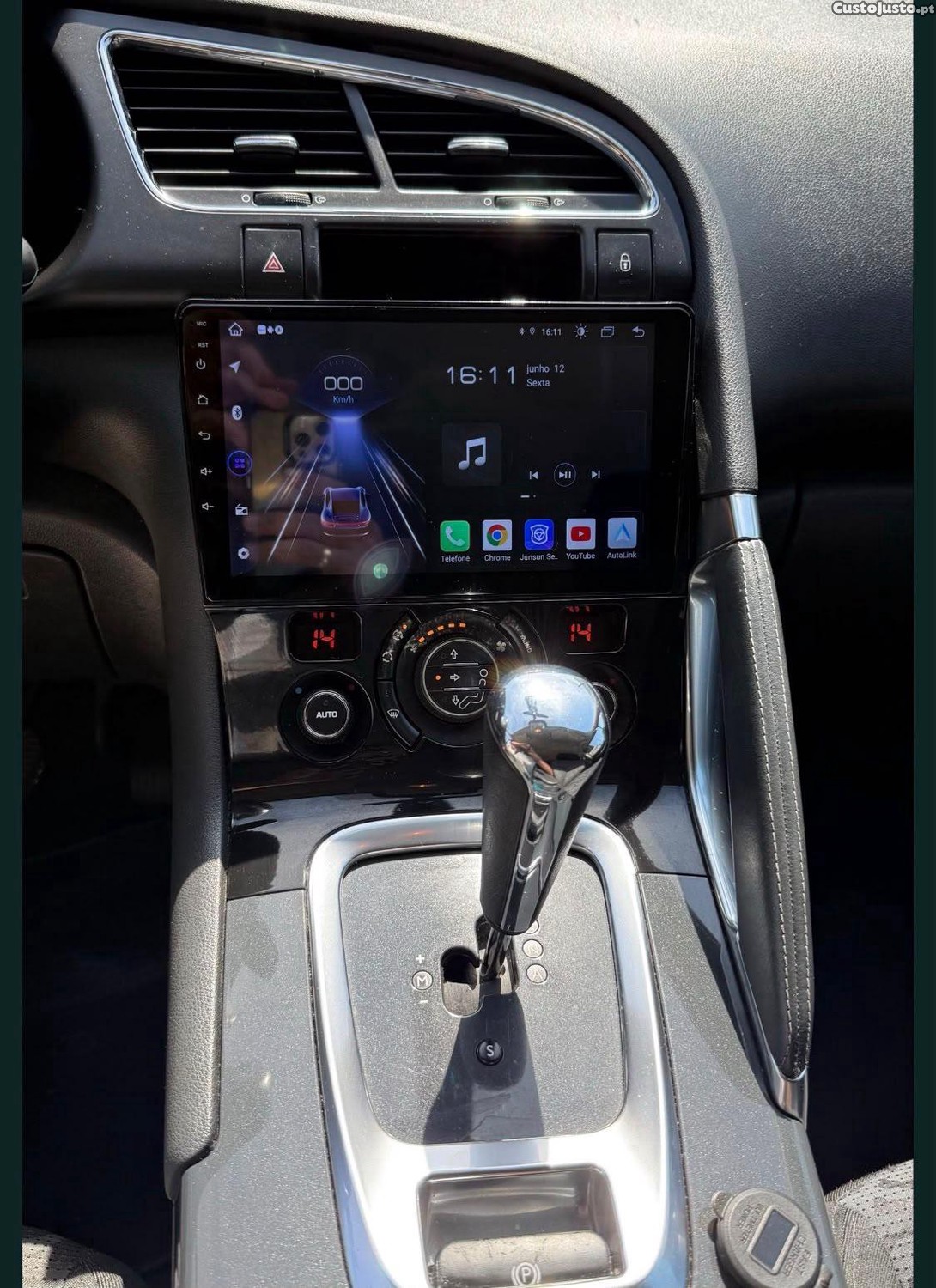 Peugeot 3008 SUV — fotografia 3