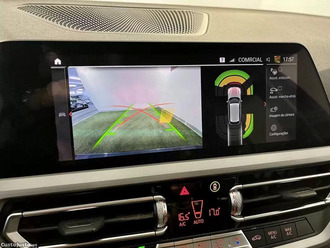 BMW 318 D auto — fotografia 23
