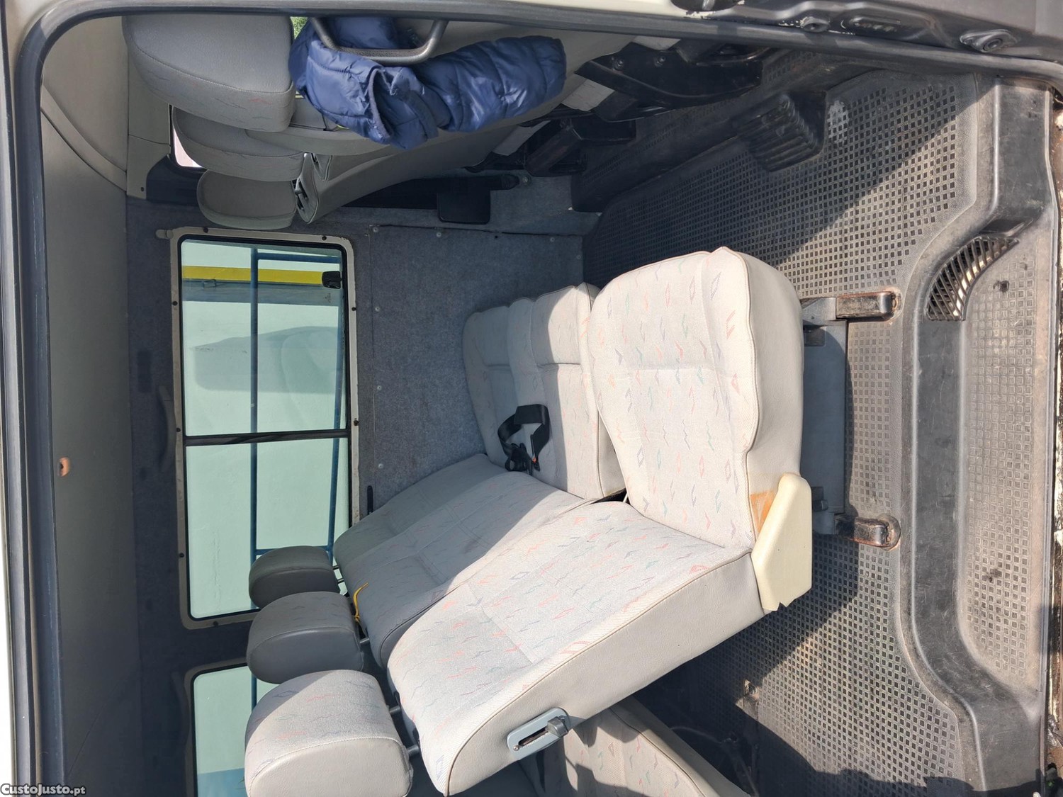 Volkswagen Transporter 2.5 td — fotografia 4