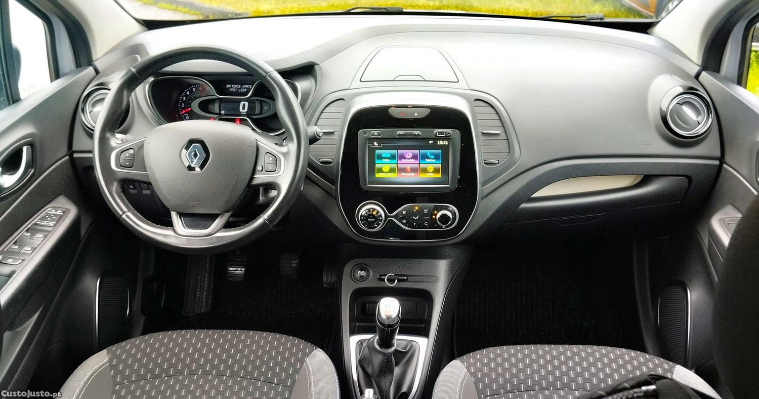 Renault Captur 0.9 TCE - 19 — photo 5