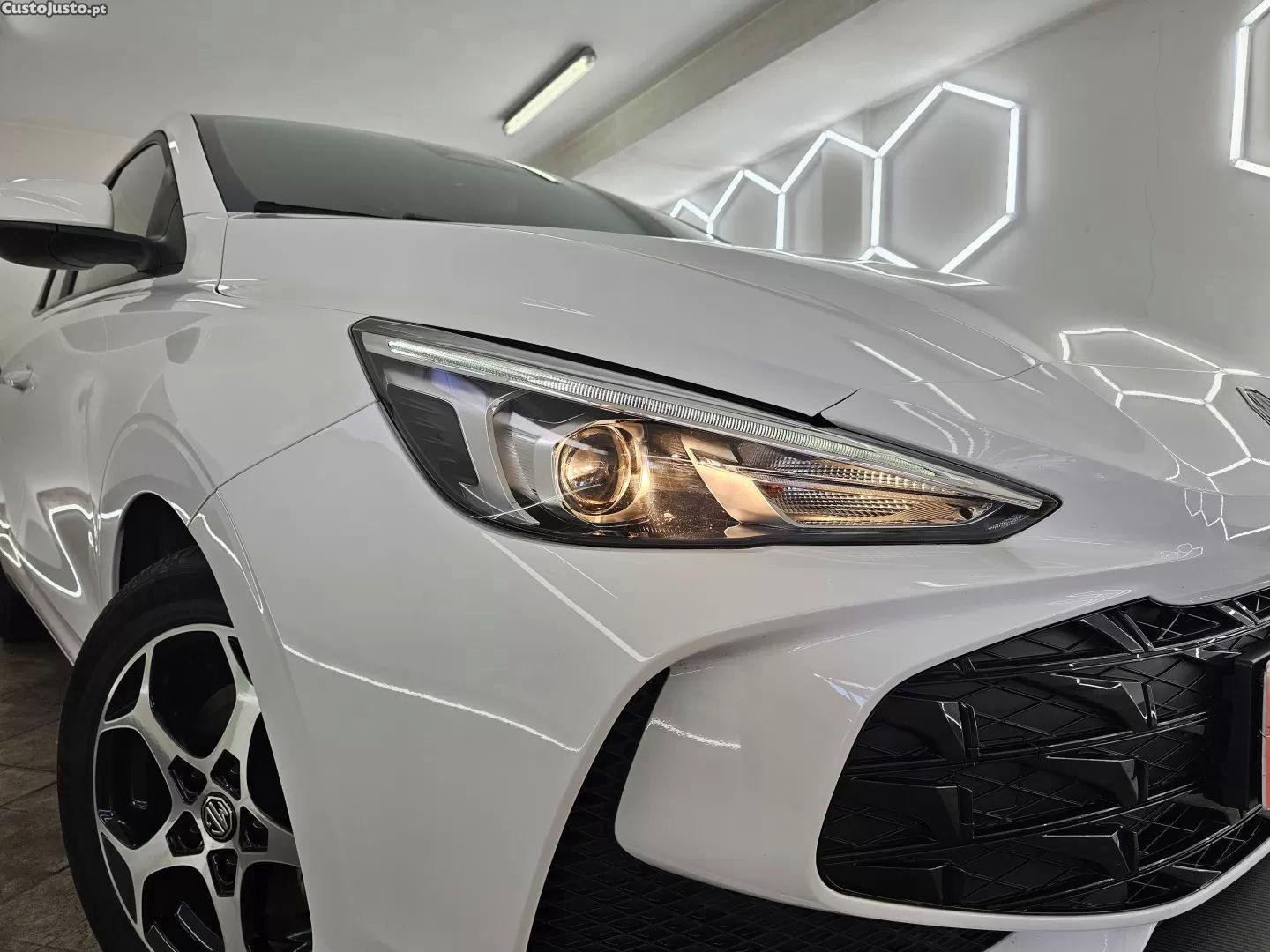 MG  1.5 l hybrid+ comfort - 25 — photo 3