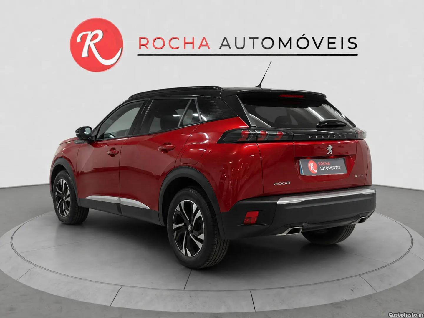 Peugeot 2008 1.2 PureTech GT Line — fotografia 4